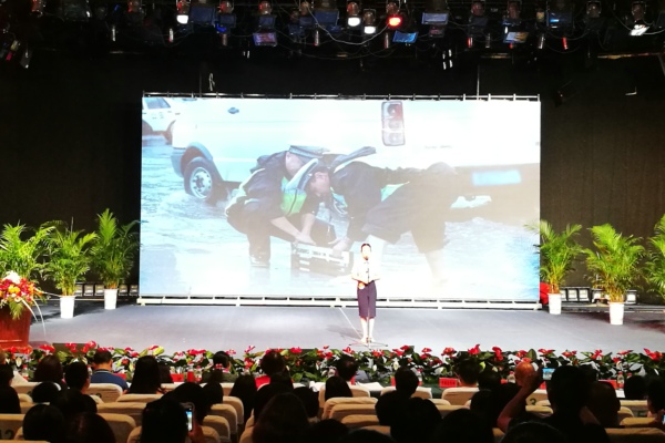 運(yùn)用身邊實(shí)例宣揚(yáng)好家風(fēng).jpg 運(yùn)用身邊實(shí)例宣揚(yáng)好家風(fēng).jpg