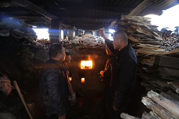 麒麟1_副本.jpg 麒麟1_副本.jpg