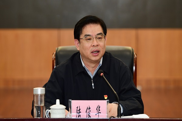 陸俊華.jpg 陸俊華.jpg