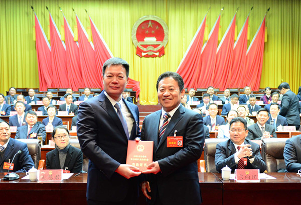 【云嶺要聞】大理:首任監察委員會主任選舉產生_副本.jpg 【云嶺要聞】大理:首任監察委員會主任選舉產生_副本.jpg