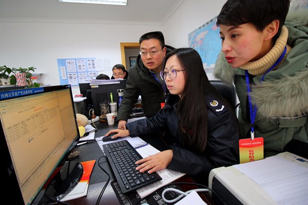 圖5. “稅控”系統查“貓膩”_副本.jpg