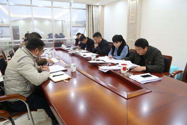 聽取仁和鎮(zhèn)匯報巡察整改情況.jpg 聽取仁和鎮(zhèn)匯報巡察整改情況.jpg