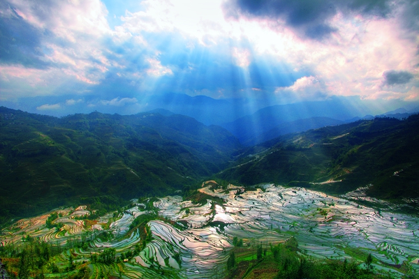 圖2:群山連綿_副本_副本.jpg 圖2:群山連綿_副本_副本.jpg