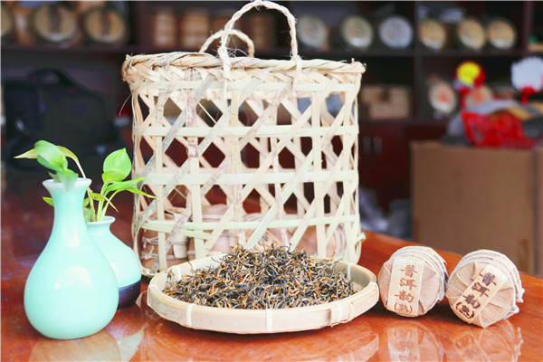 14簡約卻不失內涵,登上大雅之堂,別有一番內涵。.jpg 14簡約卻不失內涵,登上大雅之堂,別有一番內涵。.jpg