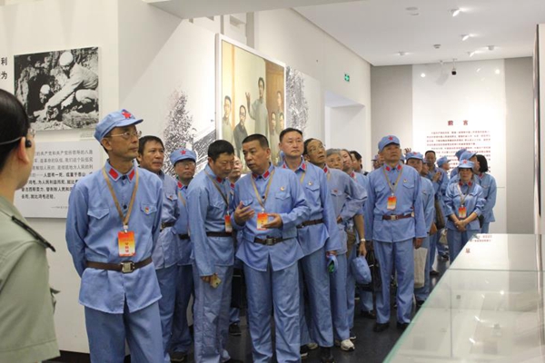 3教育培訓(xùn)班教學(xué)現(xiàn)場.jpg 3教育培訓(xùn)班教學(xué)現(xiàn)場.jpg