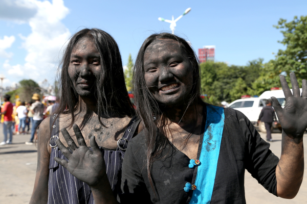 幸福吉祥黑美人.jpg 幸福吉祥黑美人.jpg