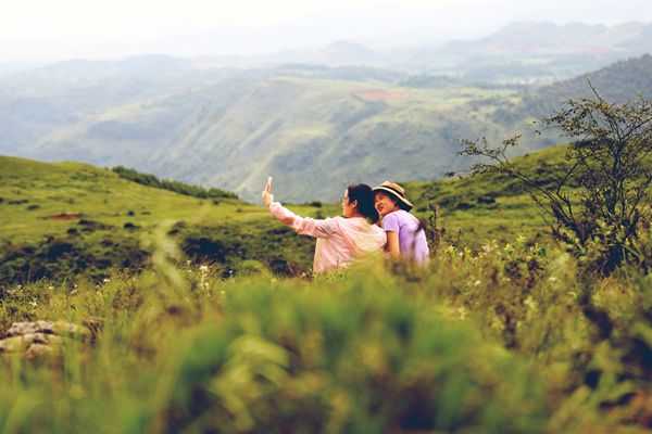 登高望秋秋無(wú)際 知友對(duì)影影相依_副本.jpg 登高望秋秋無(wú)際 知友對(duì)影影相依_副本.jpg