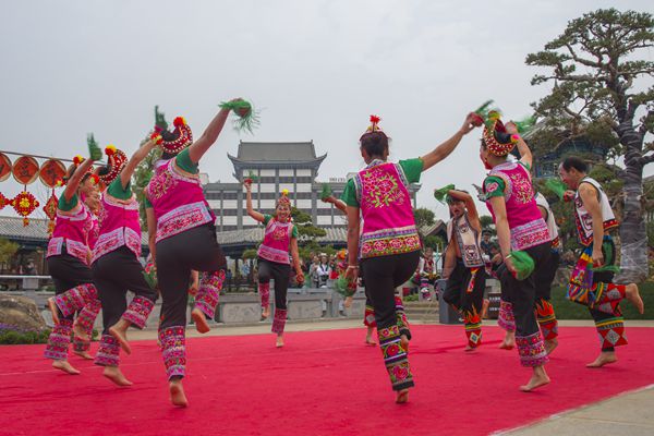 全民健身 陽光生活2_副本.jpg 全民健身 陽光生活2_副本.jpg