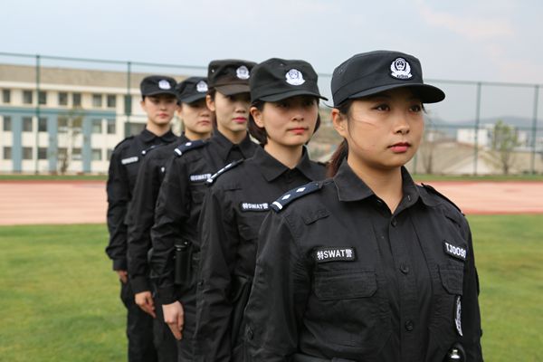 巾幗展風采_副本.jpg 巾幗展風采_副本.jpg