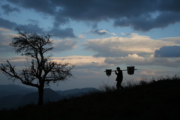 臨滄_副本.jpg 臨滄_副本.jpg