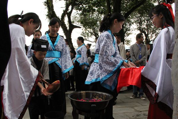 一、盥洗_副本.jpg 一、盥洗_副本.jpg