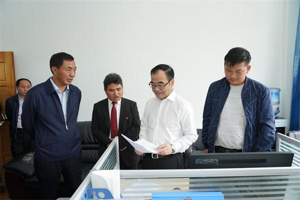 省委常委、省紀委書記、省監委代理主任馮志禮在玉龍縣調研紀檢監察工作_看圖王.png