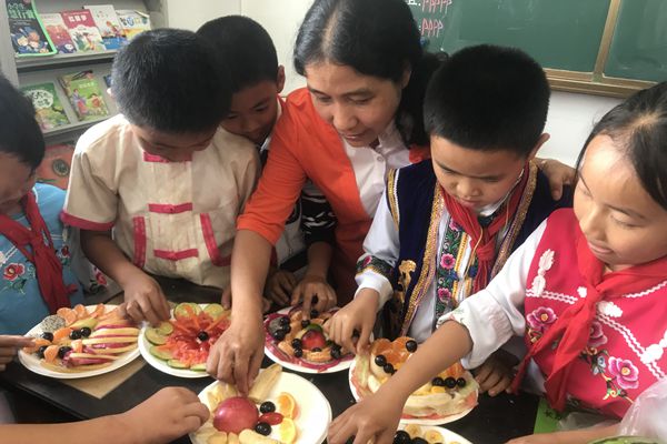 龍陵_副本.jpg 龍陵_副本.jpg