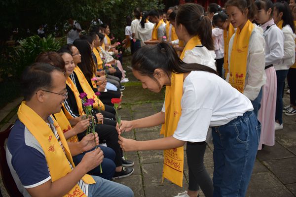 建水_副本.jpg 建水_副本.jpg