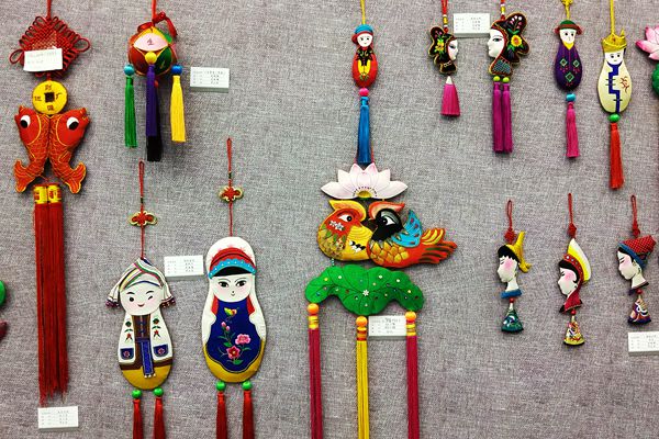 劍川布扎創(chuàng)意小件_副本.jpg 劍川布扎創(chuàng)意小件_副本.jpg