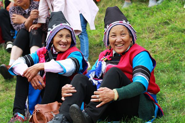 劍川三河白族老婦服飾_副本.jpg 劍川三河白族老婦服飾_副本.jpg