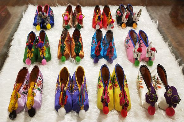 劍川布扎——十二生肖鞋_副本.jpg 劍川布扎——十二生肖鞋_副本.jpg