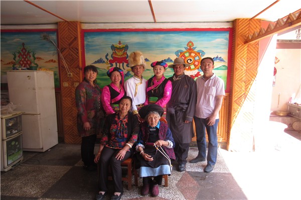 4幸福的一家人.jpg 4幸福的一家人.jpg