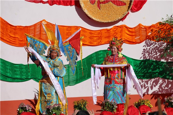 6表演格薩爾說唱.jpg 6表演格薩爾說唱.jpg