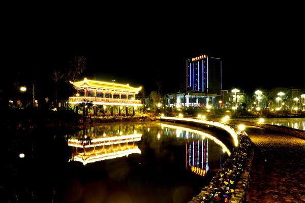 郁云江攝3E3A6152_副本.jpg 郁云江攝3E3A6152_副本.jpg