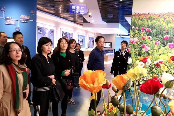 曲靖麒麟.jpg 曲靖麒麟.jpg