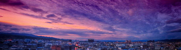 8、彩光浮玉輦,紫氣隱元君。 (馮雪娥 攝).jpg 8、彩光浮玉輦,紫氣隱元君。 (馮雪娥 攝).jpg