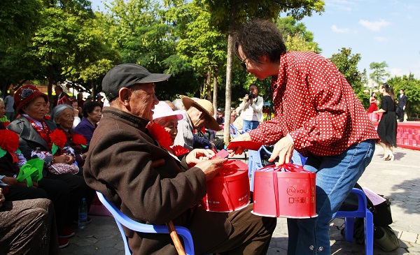薛興業  攝  建水.jpg