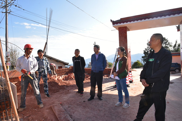 9.堅持問題導向,每名深入一線調研,破解急需的難題_副本.jpg 9.堅持問題導向,每名深入一線調研,破解急需的難題_副本.jpg