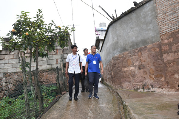 2_副本.jpg 2_副本.jpg