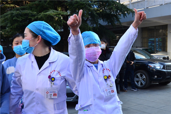 9.加油——逆行英雄早日凱旋.jpg 9.加油——逆行英雄早日凱旋.jpg