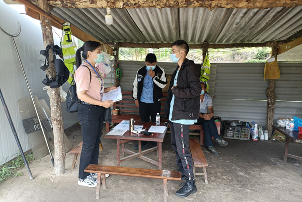 【紀檢人?鏡頭】梁河紀檢監察機關疫情防控一線監督在行動