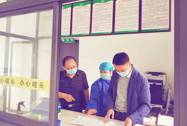 【紀檢人?鏡頭】梁河紀檢監察機關疫情防控一線監督在行動