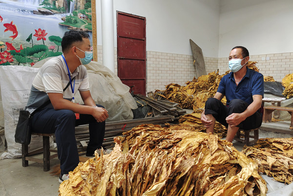 【紀檢人?鏡頭】梁河紀檢監察機關疫情防控一線監督在行動